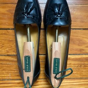 Cole Haan Women's Black Leather Tassel Loafers Size 9